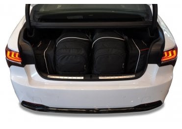 Tailor Made Sport Boot Bag Set - Lexus LS 2017 on
